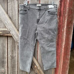 Abercrombie and Fitch The Ankle Straight Ultra High Rise 18S 34 Grey Wash